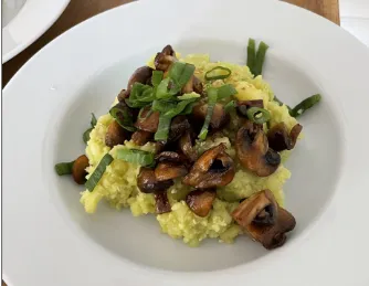 Risotto mit gebratenen Pilzen